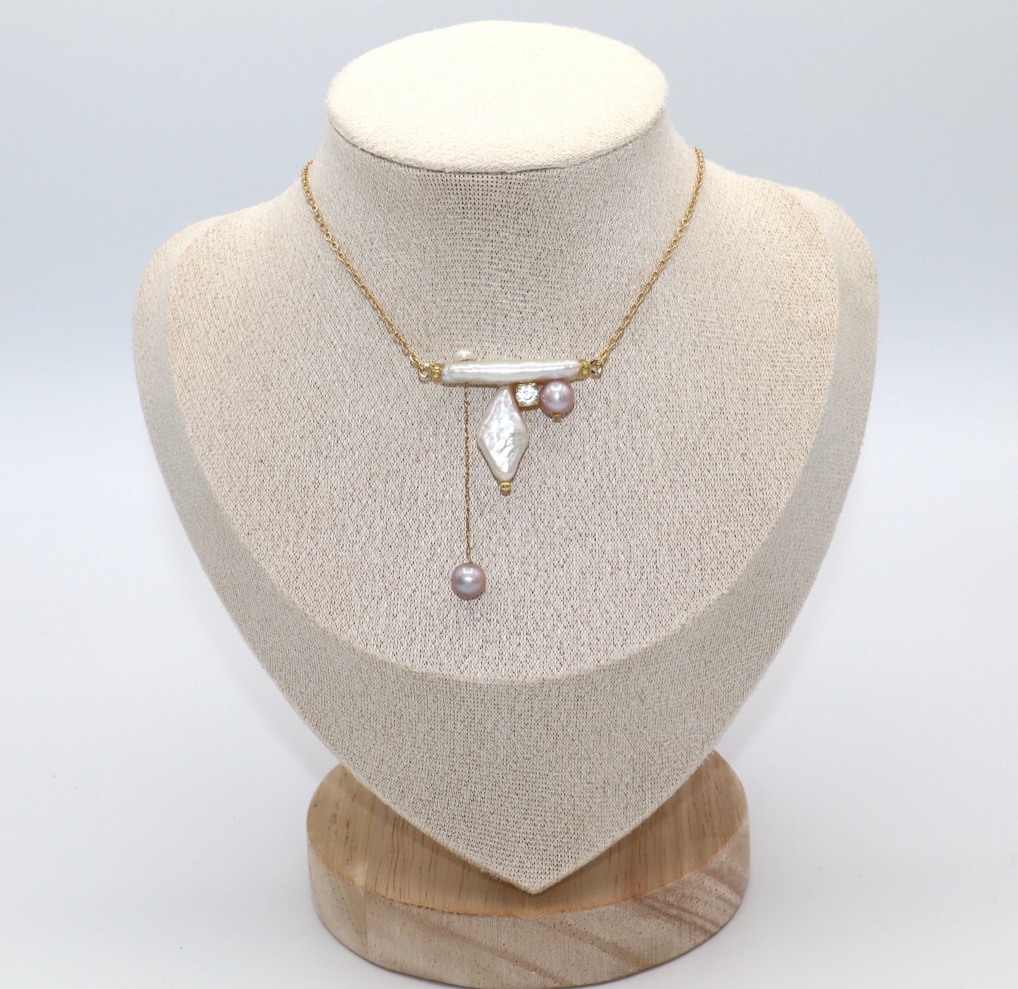 Thea Asymmetrical Pearl Necklace Balance Beam