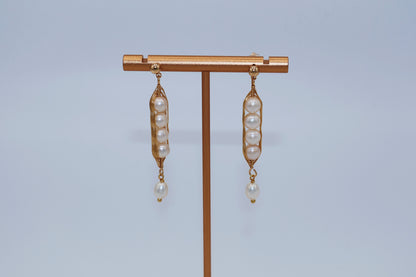 Penelope Pearl Earrings 14k Gold Filled Pea Pod