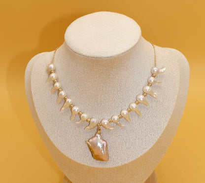 Shakti Baroque Tooth & Petal Pearl Necklace Gift