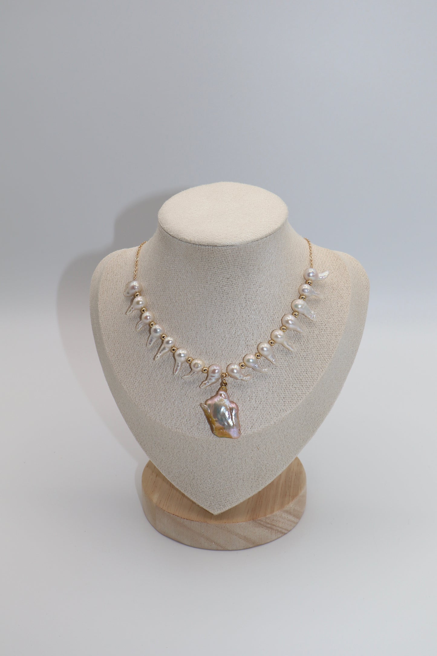 Shakti Baroque Tooth & Petal Pearl Necklace Gift